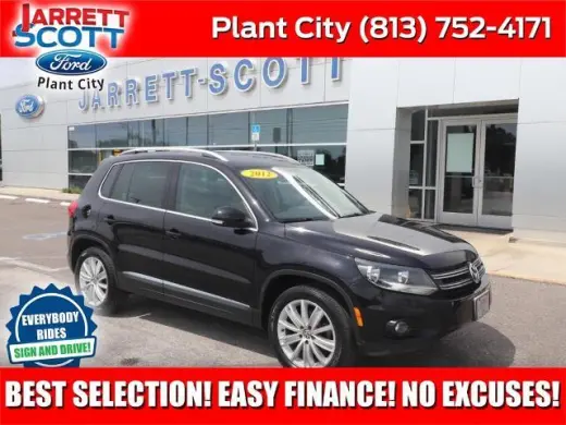 Volkswagen Tiguan 2012 LE 4p SUV