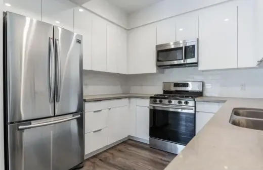 2-BED 2BATH APT IN CENTRAL LA