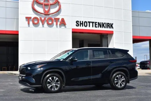 Toyota Highlander 2023 AWD XLE 4dr SUV