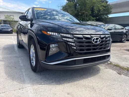Hyundai TUCSON 2022 SE 4p SUV (lanzamiento de mitad de año)