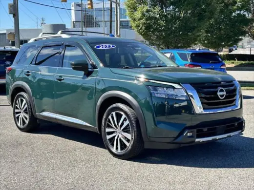 Nissan Pathfinder 2023 AWD Platinum 4p SUV