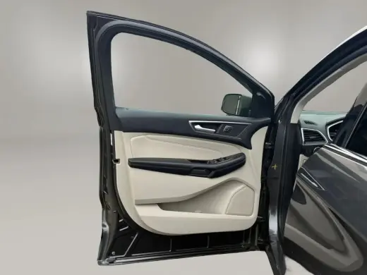 Ford Edge 2017 AWD Titanium 4p Crossover