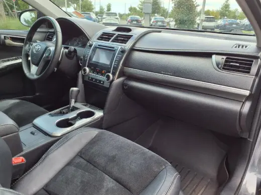 Toyota Camry 2013 SE 4dr Sedan