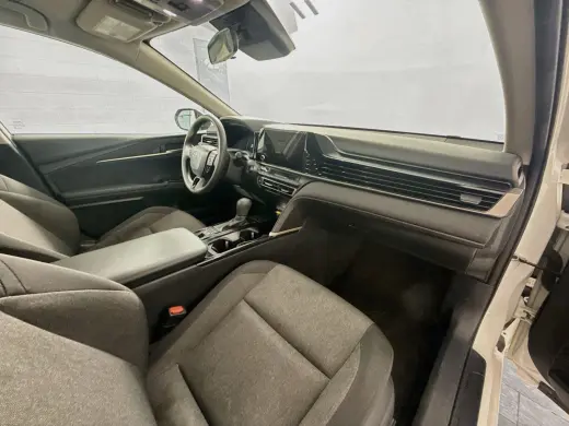 Toyota Camry 2025 LE 4dr Sedán