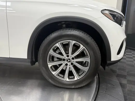 Mercedes-Benz GLC 2024 AWD GLC 300 4MATIC 4dr SUV