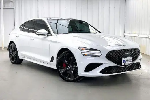 Genesis G70 2023 3.3T Estándar 4p Sedán