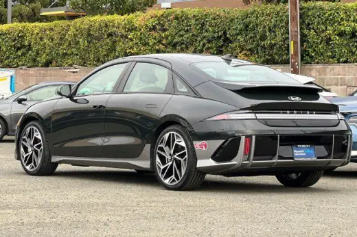 Hyundai IONIQ 6 2023 SEL 4dr SedÃ¡n