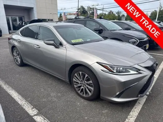 Lexus ES 350 2019 F SPORT 4dr Sedán