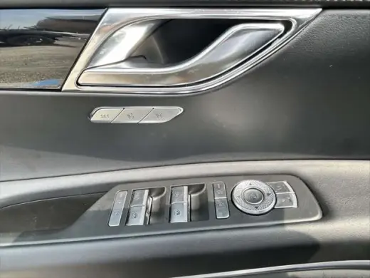 Genesis GV80 2025 AWD 2.5T Estándar 4p SUV