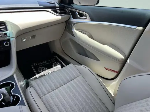 Genesis G70 2026 2.5T Prestige 4dr Sedán