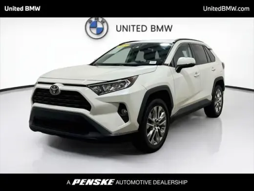 Toyota RAV4 2021 XLE Premium 4dr SUV