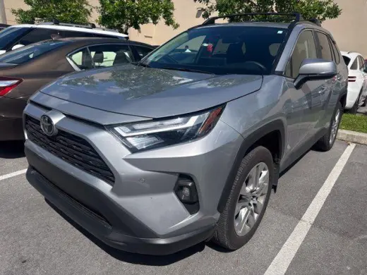 Toyota RAV4 2025 XLE Premium 4p SUV
