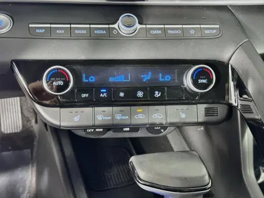 Hyundai ELANTRA 2024 Limited 4p Sedan