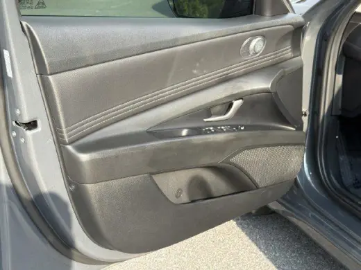 Hyundai ELANTRA Híbrido 2023 Limitado 4p Sedan
