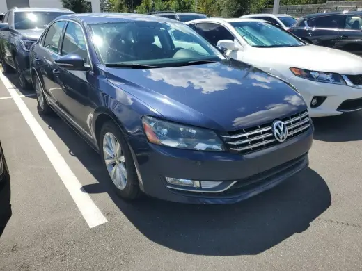 Volkswagen Passat 2012 SEL PZEV 4dr Sedán 6A