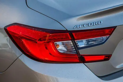 Honda Accord Hybrid 2018 Base 4dr Sedán
