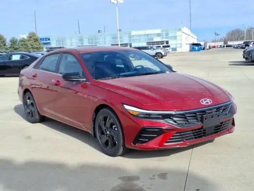 Hyundai ELANTRA 2026 SEL Sport Premium 4dr Sedán