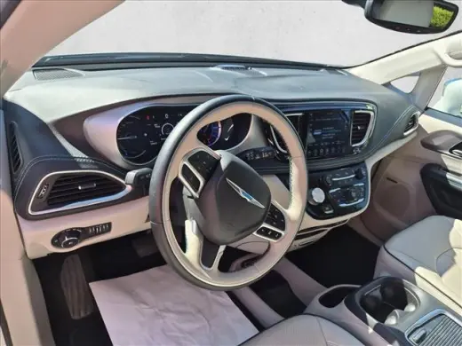Chrysler Pacifica Hybrid 2018 Limited 4dr Mini-Van