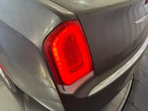 Chrysler 300 2019 Touring L 4dr Sedan