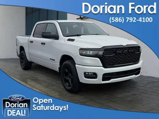 Ram 1500 2025 4x4 Tradesman 4p Camioneta de tripulación 5.6 ft. SB