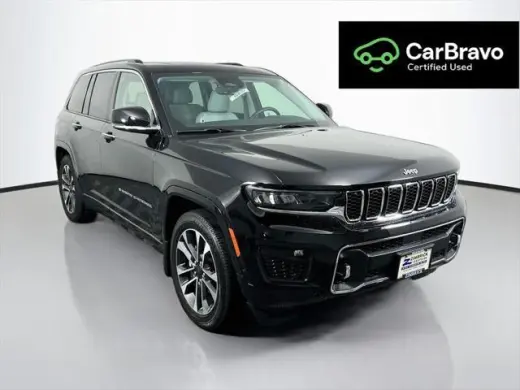 Jeep Grand Cherokee 2022 4x4 Overland 4p SUV (versión de mitad de año)
