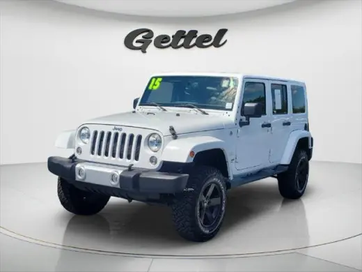 Jeep Wrangler Unlimited 2015 4x4 Sahara 4 puertas SUV
