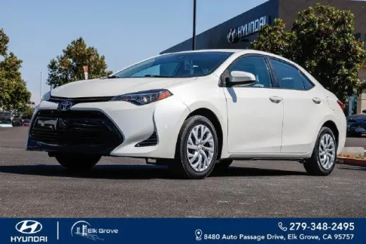 Toyota Corolla 2017 LE sedán de 4 puertas