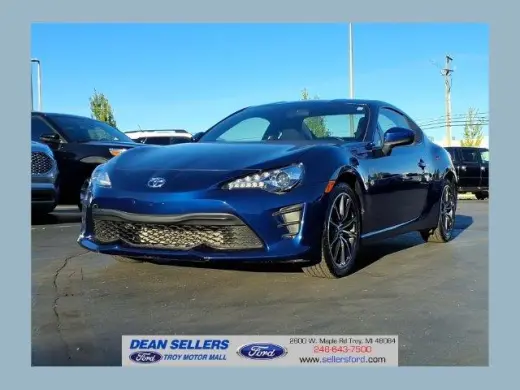 Toyota 86 2017 2dr Coupe 6A