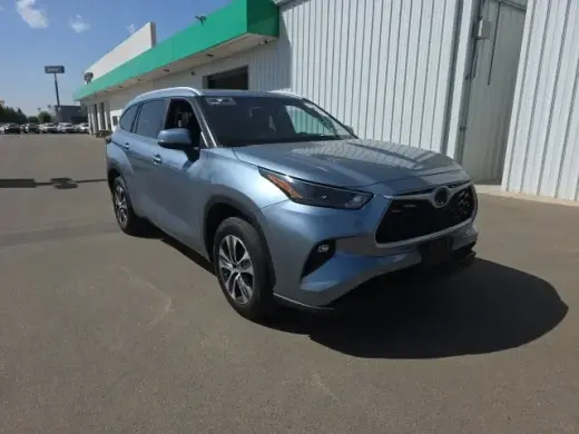Toyota Highlander 2023 LE 4dr SUV