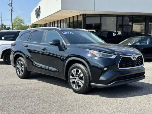 Toyota Highlander 2024 XLE SUV 4 puertas