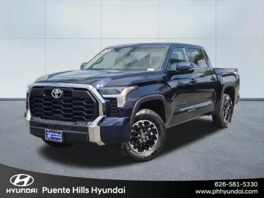 Toyota Tundra 2025 4x4 SR5 4dr CrewMax Cab Pickup SB