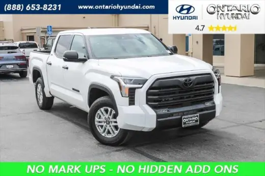 Toyota Tundra 2025 4x4 SR5 4dr CrewMax Cab Pickup SB