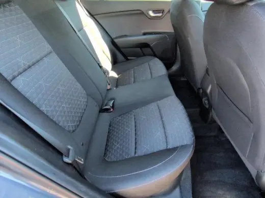 Kia Rio 5-Puerta 2019 S 4p Vagón