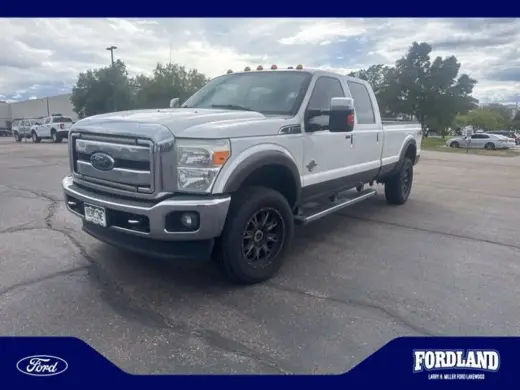 Ford F-350 Super Duty 2015 4x4 Lariat 4p Cab Camión de caja larga SRW