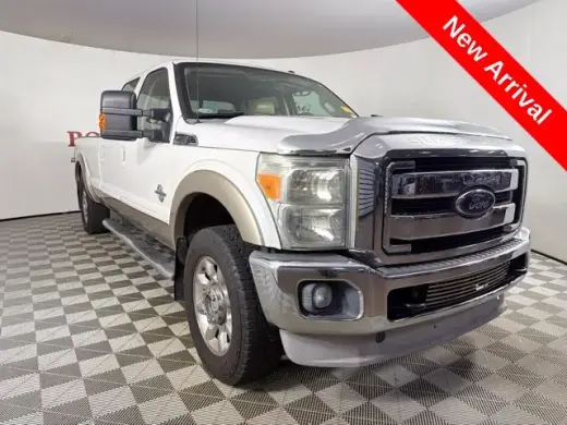Ford F-250 Super Duty 2012 4x4 Lariat 4dr Crew Cab 6.8 ft. CB Camión de carga