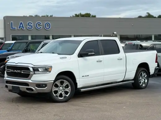 Ram 1500 2019 4x4 Big Horn 4p Camioneta Cabina de Tripulacion 6.4 ft. SB Pickup