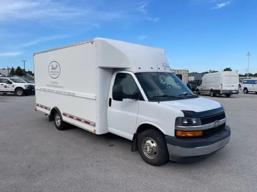 Chevrolet Express 2017 3500 2dr 159 in. WB Chasis de Corto Cutaway