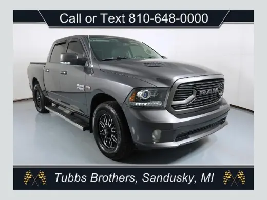Ram 1500 2018 4x4 Night 4dr Crew Cab 5.5 ft. SB Pickup