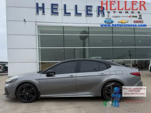 Toyota Camry 2025 AWD LE Sedán 4 puertas