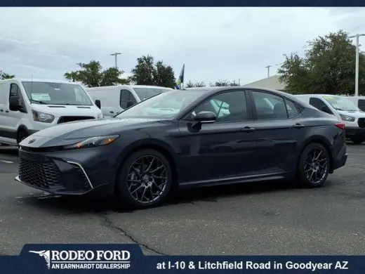 Toyota Camry 2026 SE 4dr Sedan