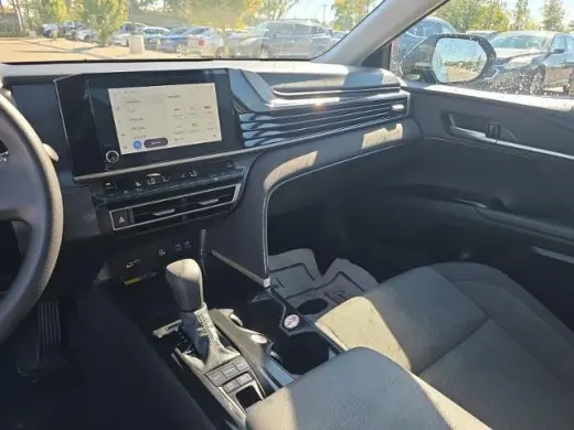 Toyota Camry 2025 LE 4dr Sedan