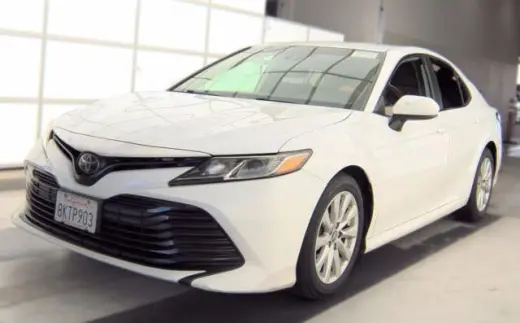 Toyota Camry 2019 LE 4p Sedana