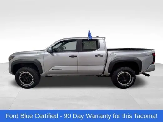 Toyota Tacoma 2024 4x4 TRD Todo Terreno 4p Doble Cabina 5.0 ft CB 8A