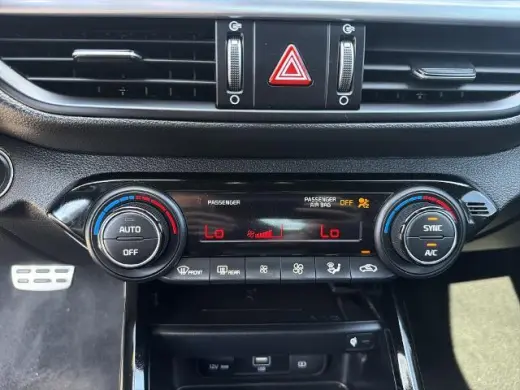 Kia Forte 2024 GT-Line 4p Sedano
