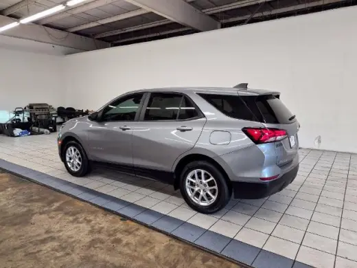 Chevrolet Equinox 2024 LS 4p SUV con 1LS