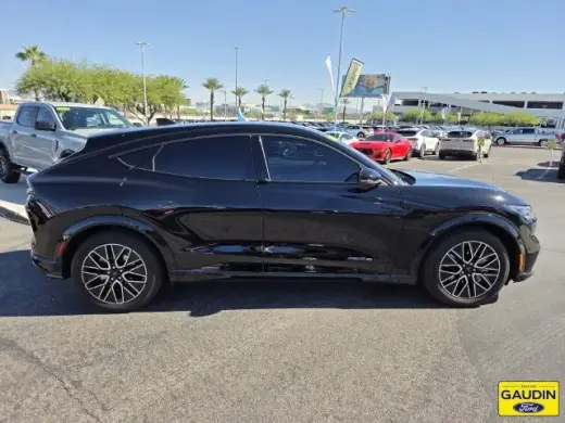 Ford Mustang Mach-E 2024 AWD Premium 4dr SUV