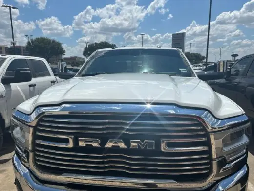 Ram 2500 2022 4x4 Laramie 4p Cabillaje Tripulación 6,3 ft. SB Pickup