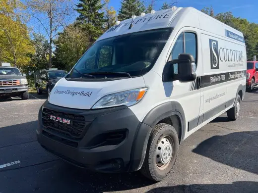 Ram ProMaster 2023 2500 159 WB 3dr High Roof Cargo Van en español