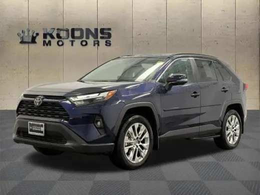 Toyota RAV4 2025 AWD XLE Premium 4p SUV