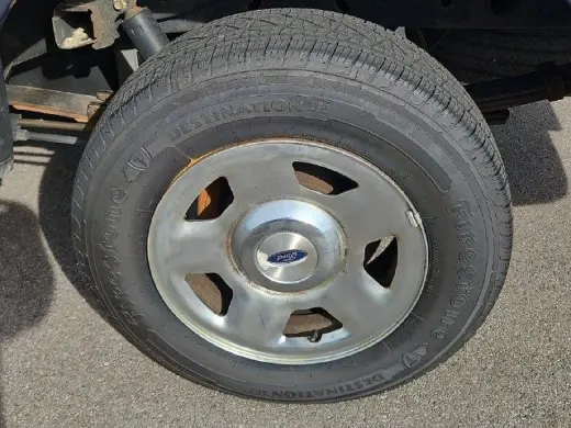 Ford F-150 2005 2dr Regular Cab XLT Rwd Flareside 6.5 ft. SB